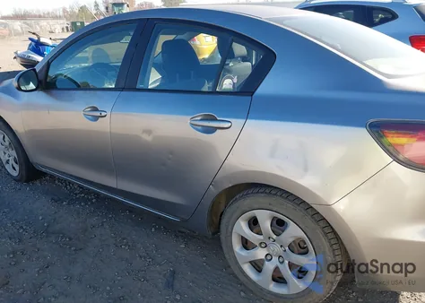 2010 Mazda Mazda3 I Sport из США, поврежденный, VIN JM1BL1SG4A1120590